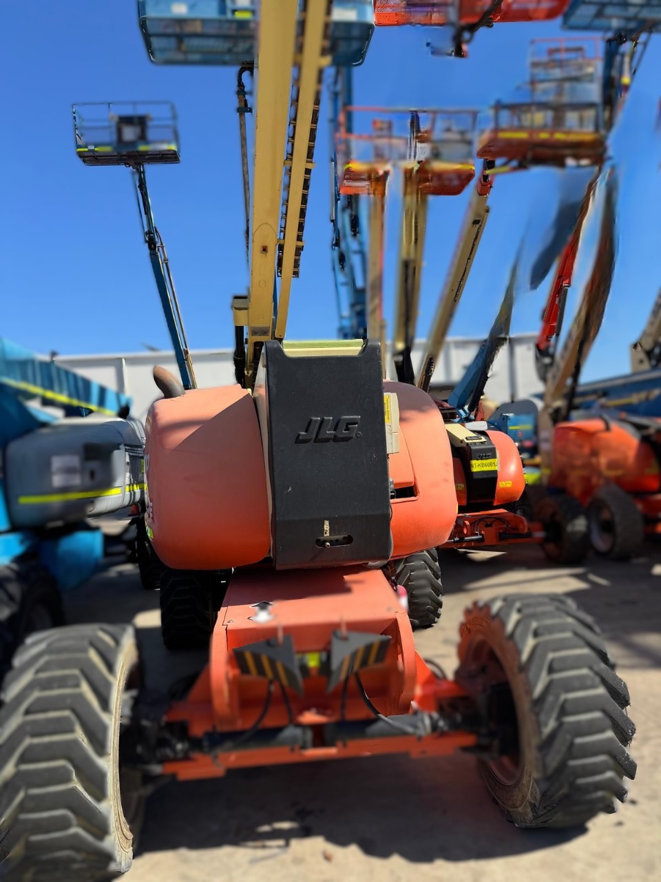 Sold - Scissor Lift - View 2